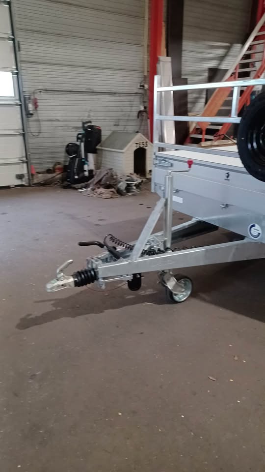 Hapert Azure H3 met extra’s...